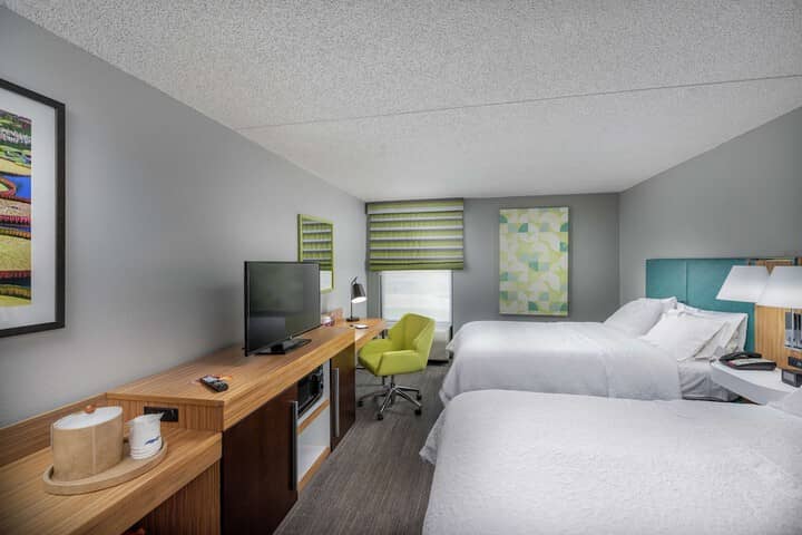 Room 5 of 26